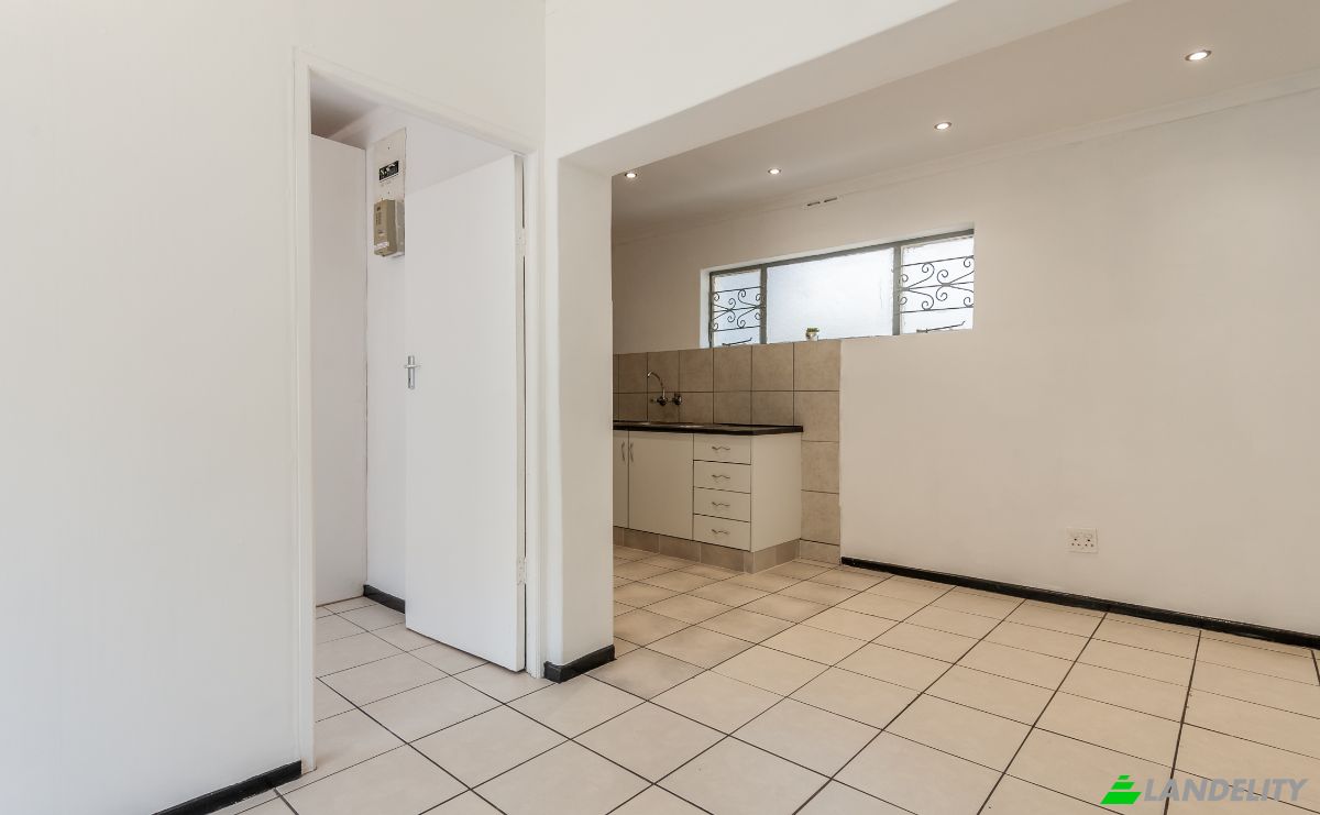 Apartment for Sale Kloof St, Gardens, Cape Town, City of Cape Town Metropolitan Municipality, Western Cape, South Africa. Photo 4