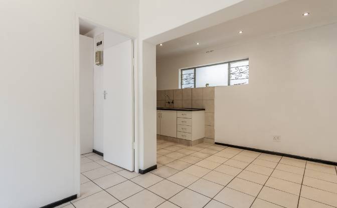 Apartment for Sale Kloof St, Gardens, Cape Town. Photo#4 Apartment for Sale Kloof St, Gardens, Cape Town. Photo#4