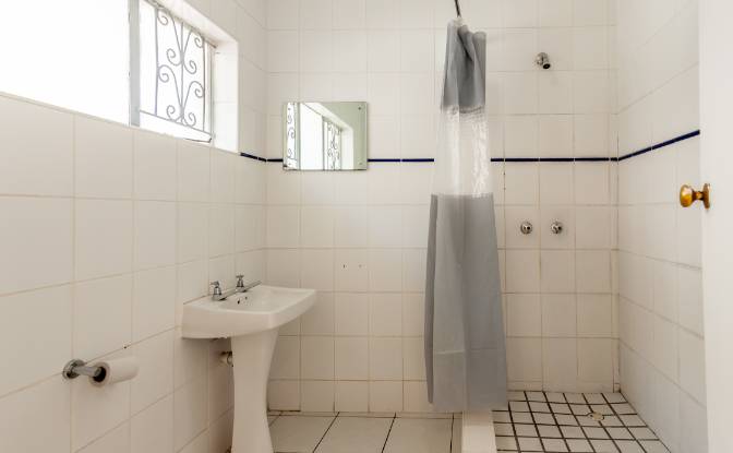 Apartment for Sale Kloof St, Gardens, Cape Town. Photo#9 Apartment for Sale Kloof St, Gardens, Cape Town. Photo#9