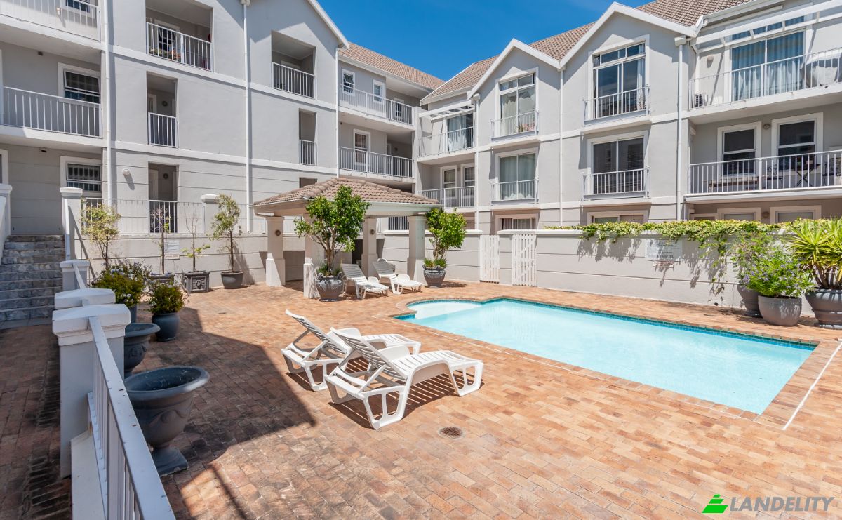 Apartment for Sale Vriende St, Oranjezicht, Cape Town, City of Cape Town Metropolitan Municipality, Western Cape, South Africa. Photo 1