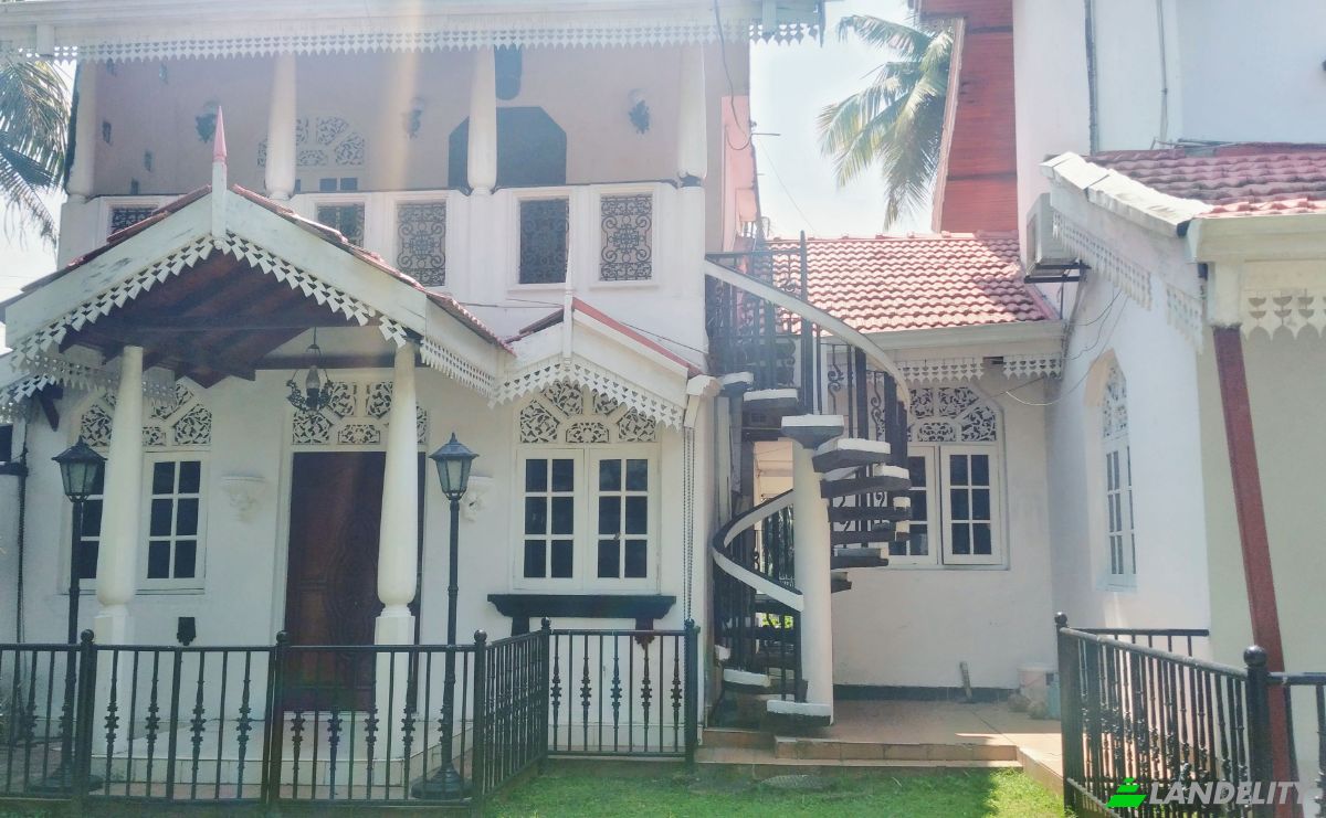 Single Family Home for Sale Wattala, Gampaha, Western Province, Sri Lanka. Photo 1