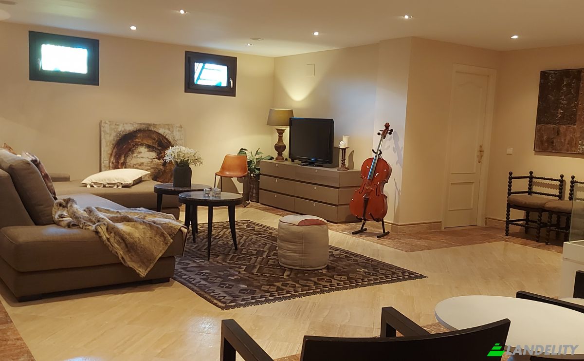 Single Family Home for Sale Zona Sup- Soto Resinera, Estepona, Malaga, Andalusia, Spain. Photo 21