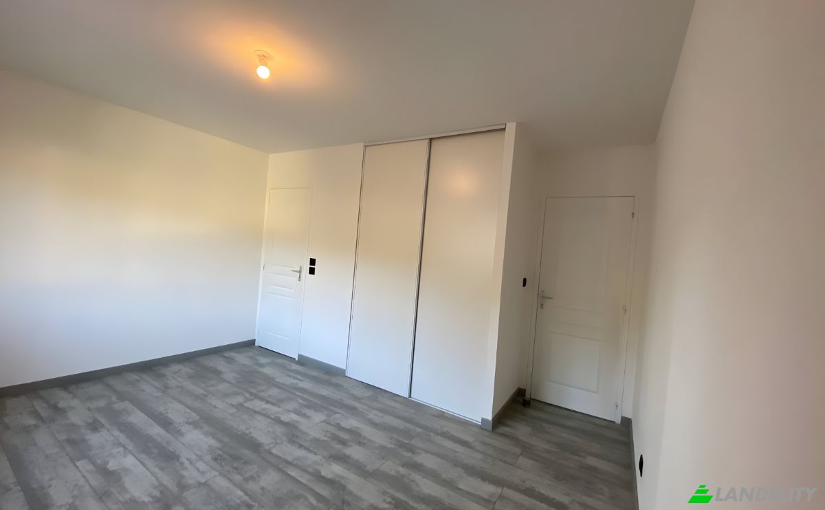 Single Family Home for Sale Quai Megisserie, 34700 Lodeve, Lodeve, Herault, Occitanie, France. Photo 6