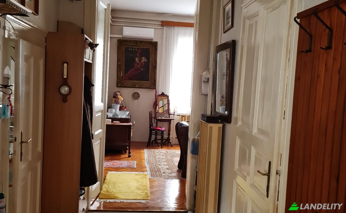 Single Family Home for Sale Budapest, Hungary, Dessewffy u. Photo 11