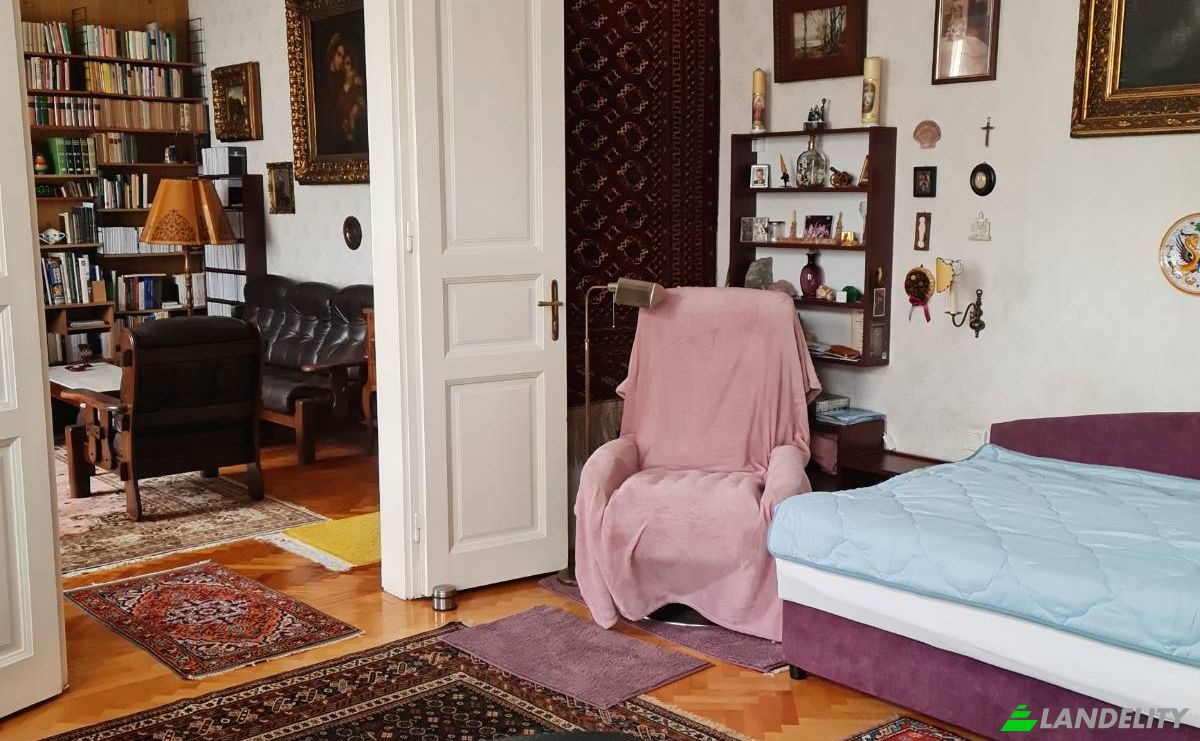 Single Family Home for Sale Budapest, Hungary, Dessewffy u. Photo 6