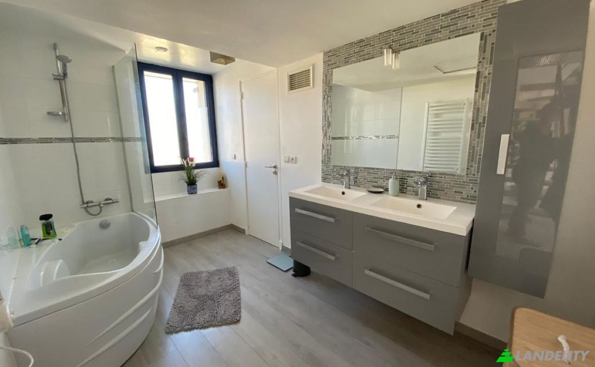 Single Family Home for Sale Rue Saint-Remi, 60810 Barbery, Barbery, Oise, Hauts-de-France, France. Photo 17