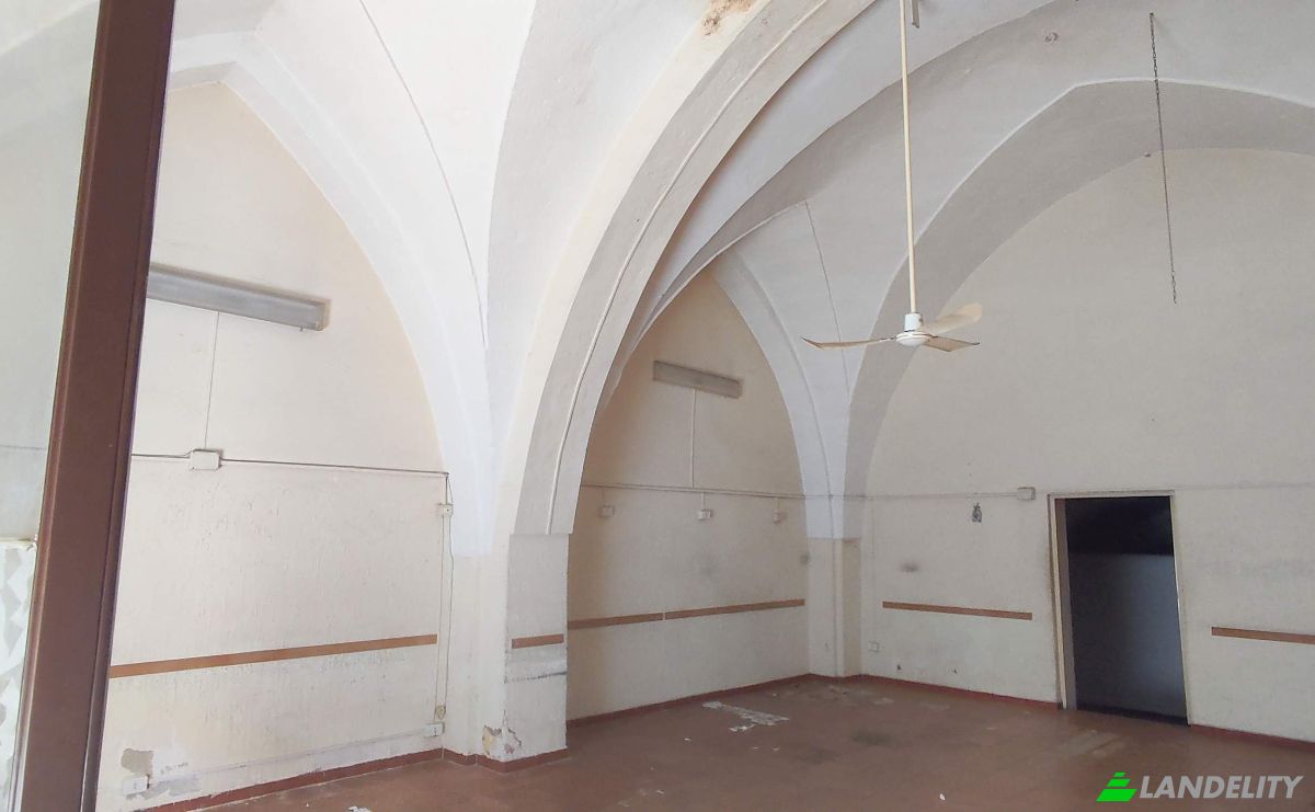 Business for Sale Vico Torre Santa Susanna, 72024 Oria BR, Oria, Province of Brindisi, Apulia, Italy. Photo 3