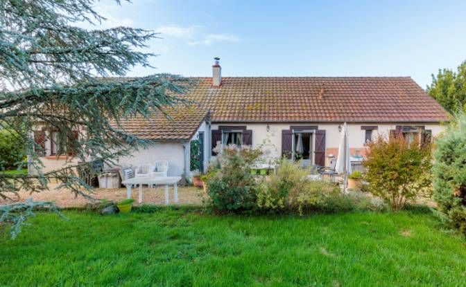 Single Family Home for Sale 8 La Chaume. Photo#2