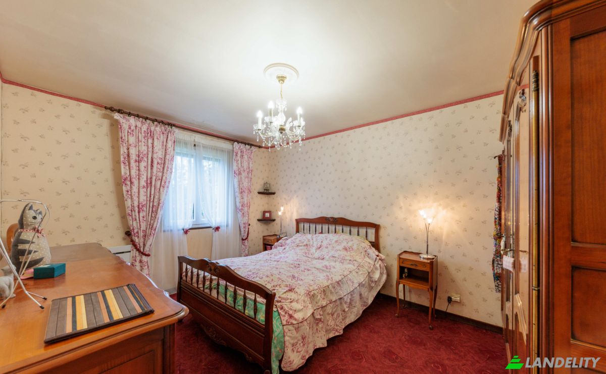 Single Family Home for Sale 8 La Chaume, 36150 Fontenay, Fontenay, Indre, Centre-Val de Loire, France. Photo 4