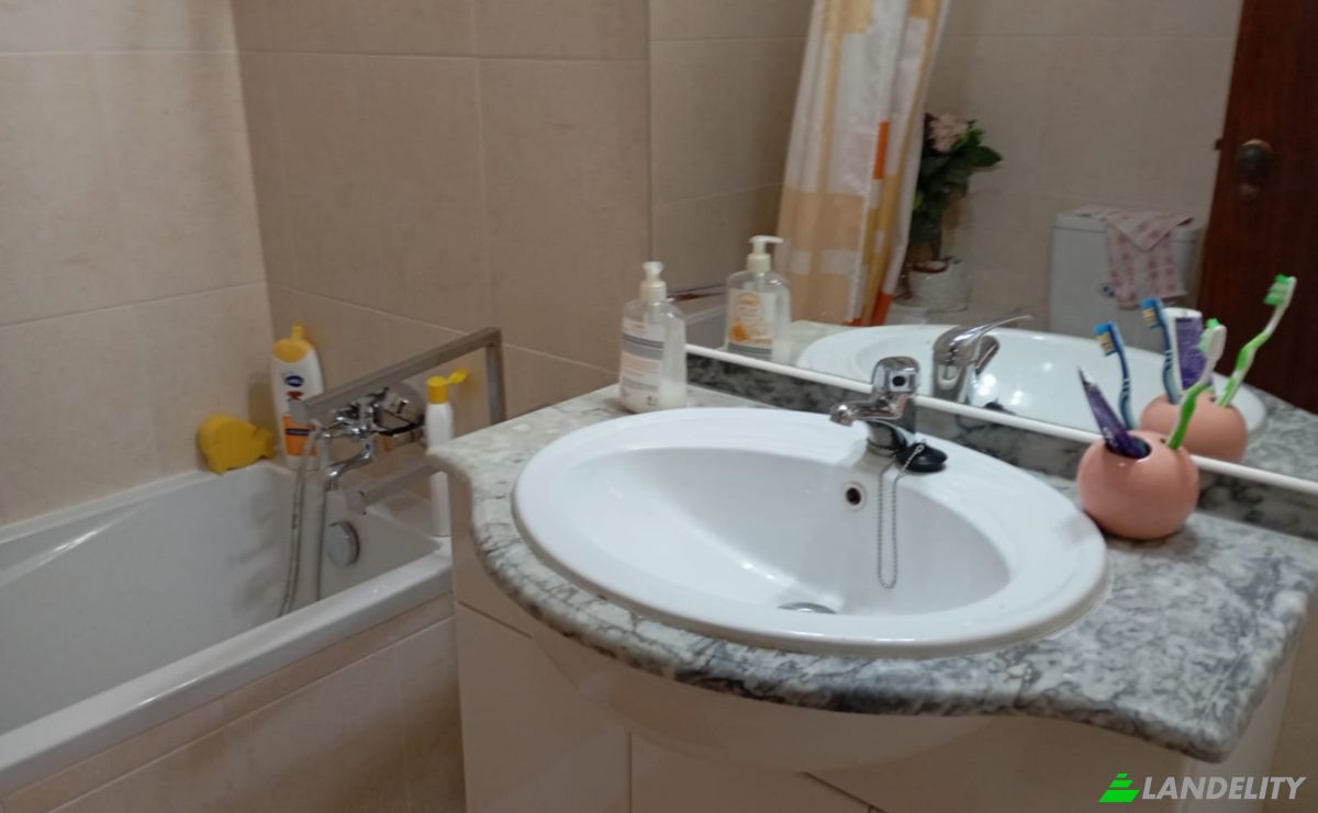 Departamento en venta R Dom Dinis G5, 8125-406 Quarteira, Quarteira, Loule, Faro District, Portugal. Foto 5
