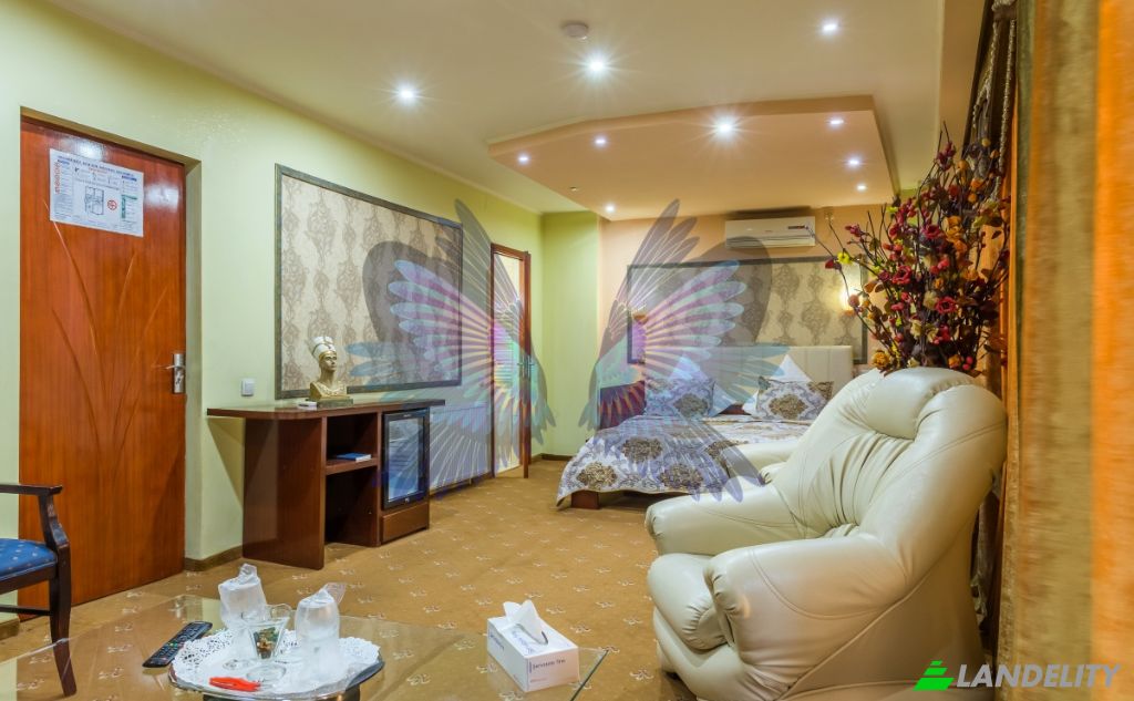 Single Family Home for Sale Strada Theodor Sperantia, Bucuresti 030933, Bucharest, Romania. Photo 2