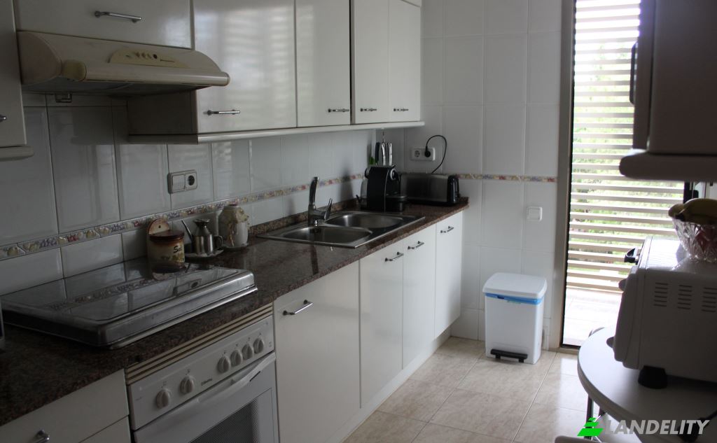 Apartment for Sale Carrer de la Ciutat de Reus, Salou, Tarragona, Catalonia, Spain. Photo 3