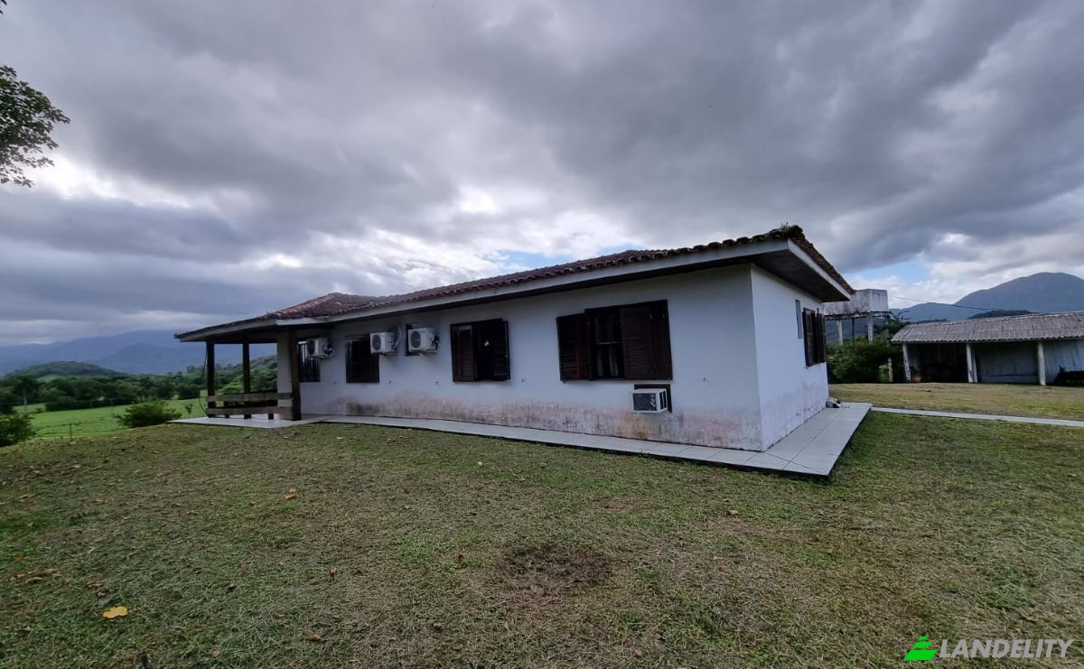 Investing/Development for Sale Cachoeira de Cima, Antonina, State of Parana, Brazil, 83370-000. Photo 4
