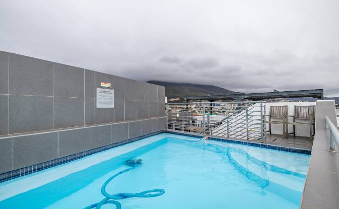 Apartment for Sale Howe St, Observatory, Cape Town. Photo#2