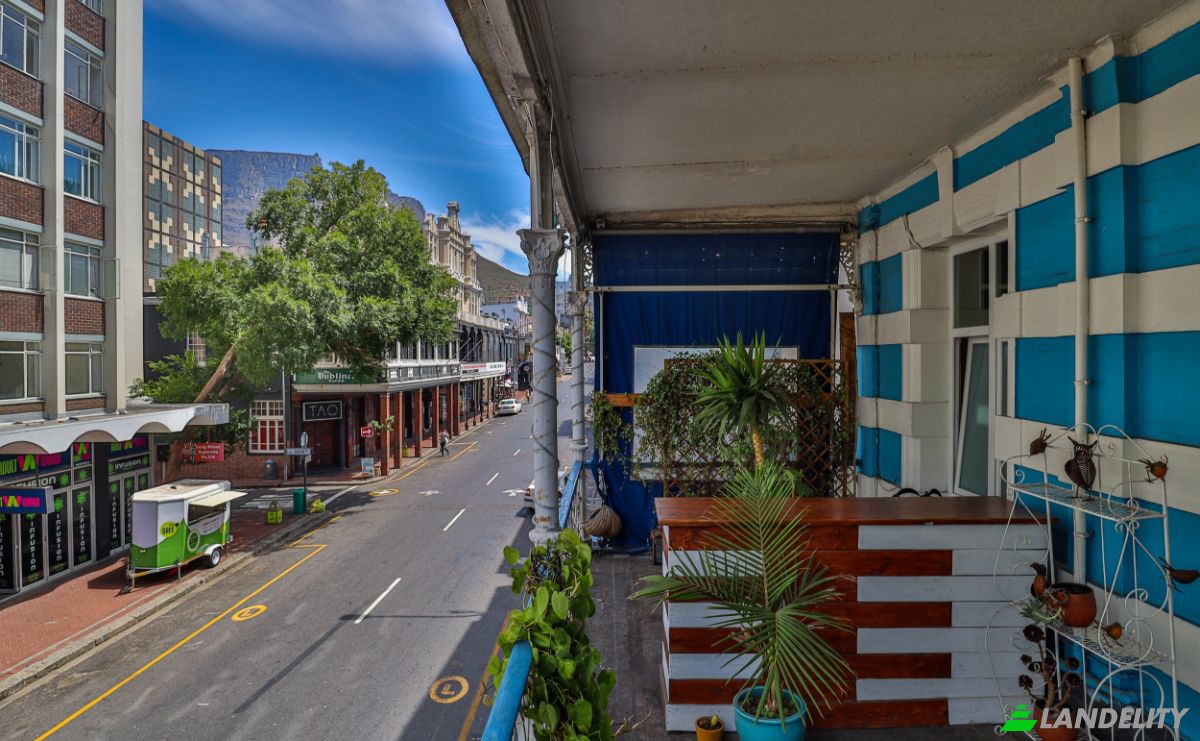 Eengezinswoning Te koop Bloem St, Cape Town City Centre, Cape Town, City of Cape Town Metropolitan Municipality, Western Cape, South Africa. Foto 16