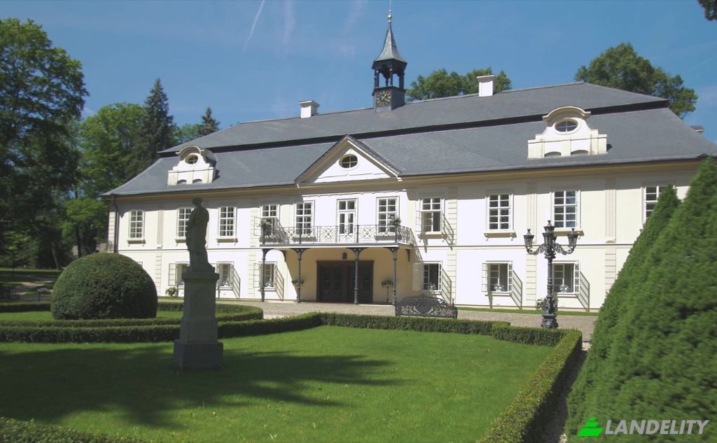 Single Family Home for Sale Neveklov, Benesov District, Central Bohemian Region, Czechia. Photo 1