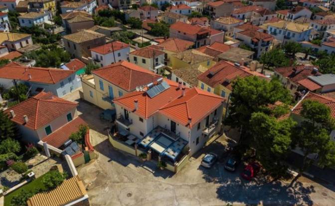 Single Family Home for Sale - Galaxidi, Greece