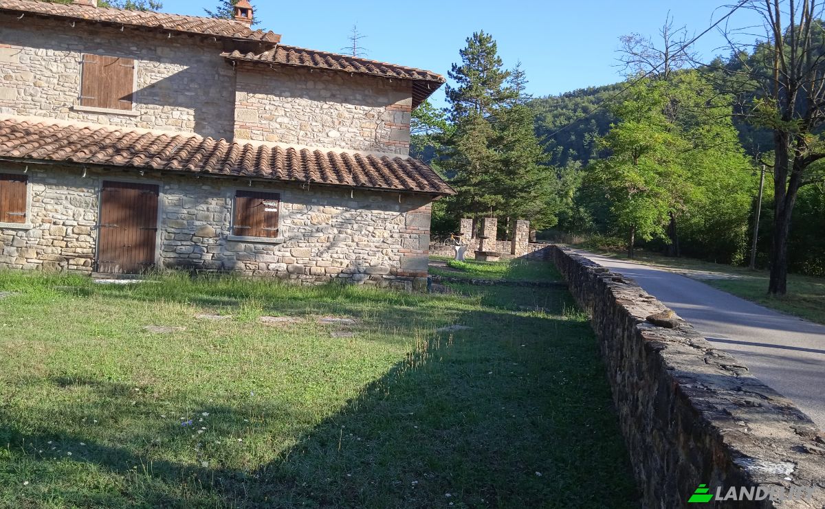 Single Family Home for Sale Localita Casa Piscini, 52010 Subbiano AR, Subbiano, Province of Arezzo, Tuscany, Italy. Photo 1