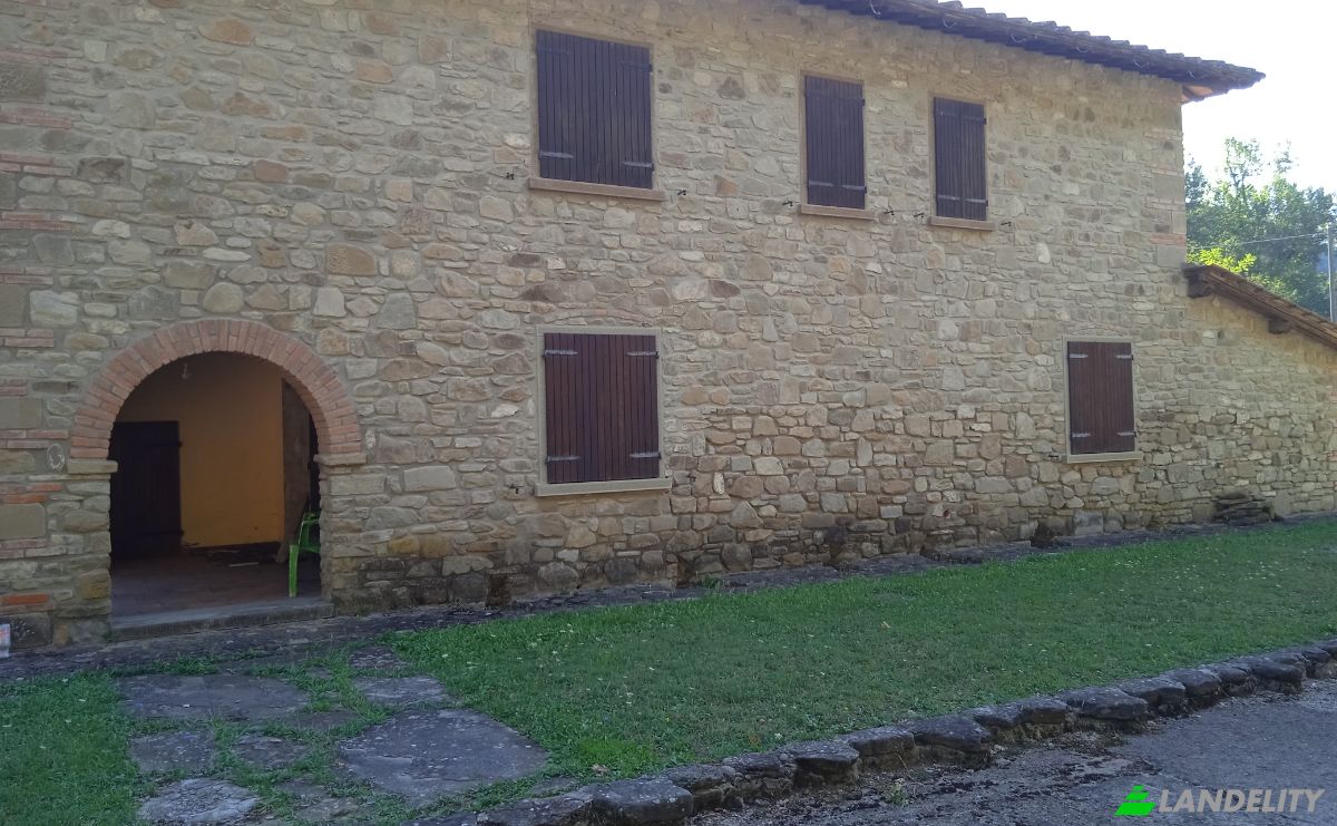 Single Family Home for Sale Localita Casa Piscini, 52010 Subbiano AR, Subbiano, Province of Arezzo, Tuscany, Italy. Photo 6