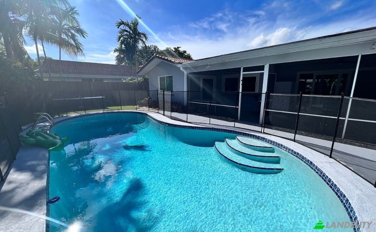 Single Family Home for Sale Taylor St, Hollywood, Broward County, Florida, United States, FL 33020, USA. Photo 14