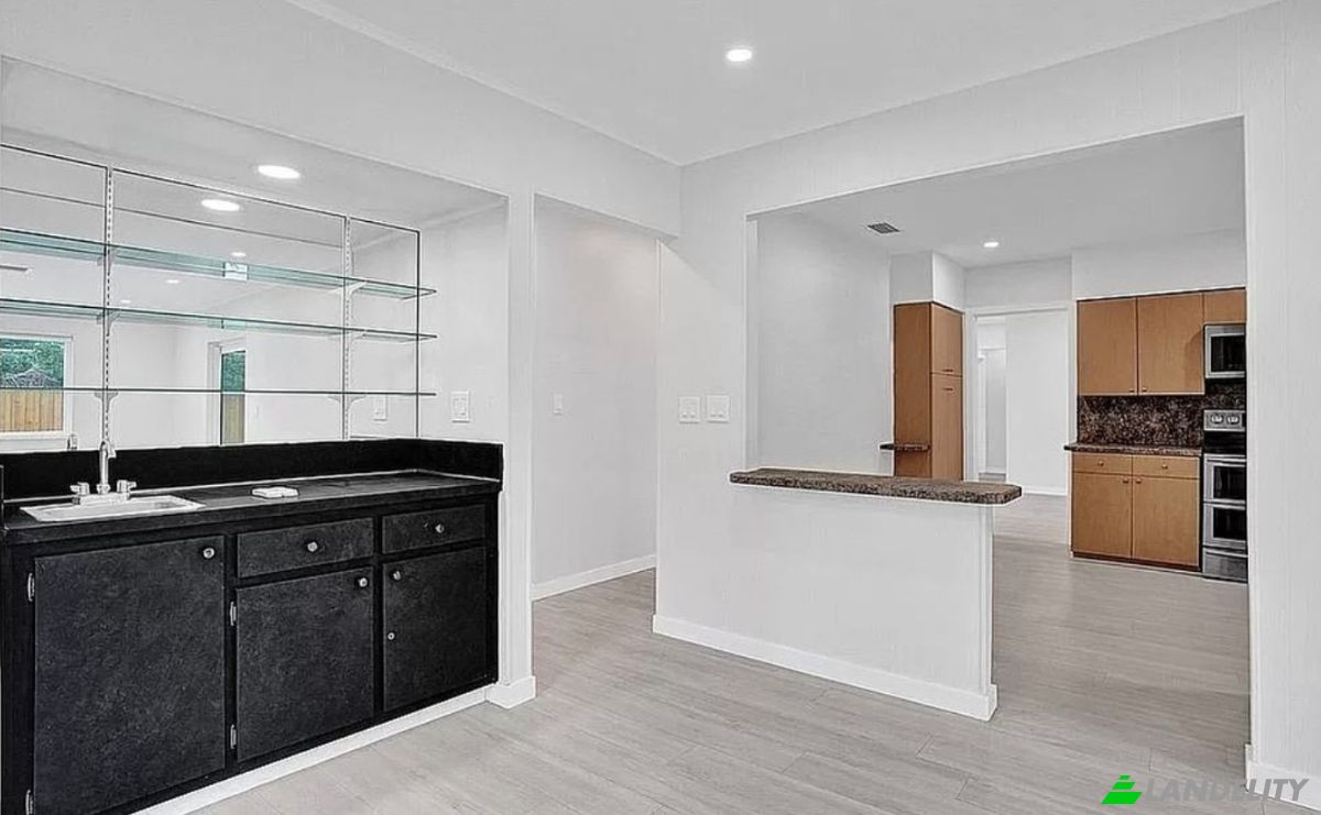 Single Family Home for Sale Taylor St, Hollywood, Broward County, Florida, United States, FL 33020, USA. Photo 4