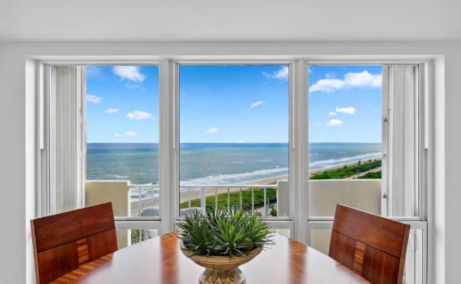 Apartment for Sale - Miami Beach, United States