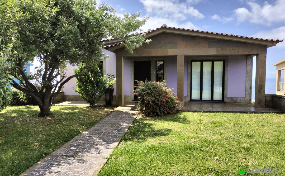 Single Family Home for Sale Canada Da Barata, Porto Judeu, Angra do Heroismo, Azores, Portugal. Photo 2