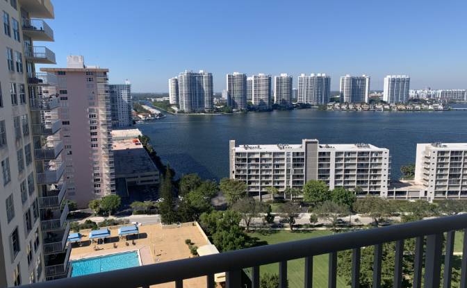 Apartment for Sale Sunny Isles Beach. Photo#5