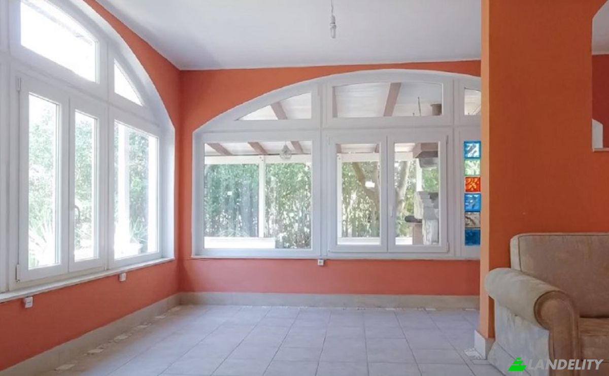 Single Family Home for Sale Lagogemolo Park, 70020 Borgo Incoronata, Lagogemolo BA, Borgo Incoronata-Lagogemolo, Metropolitan City of Bari, Apulia, Italy. Photo 3