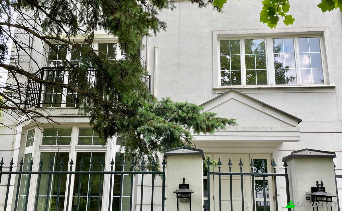 Villa for Sale Wielicka 52, 02-657 Warszawa, Warsaw, Masovian Voivodeship, Poland. Photo 8
