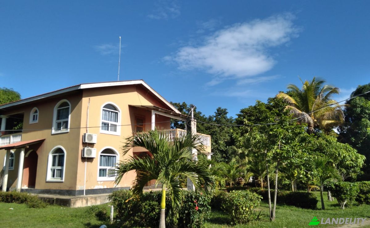 Casa unifamiliar à venda Balfate, Colon Department, Honduras. foto 2