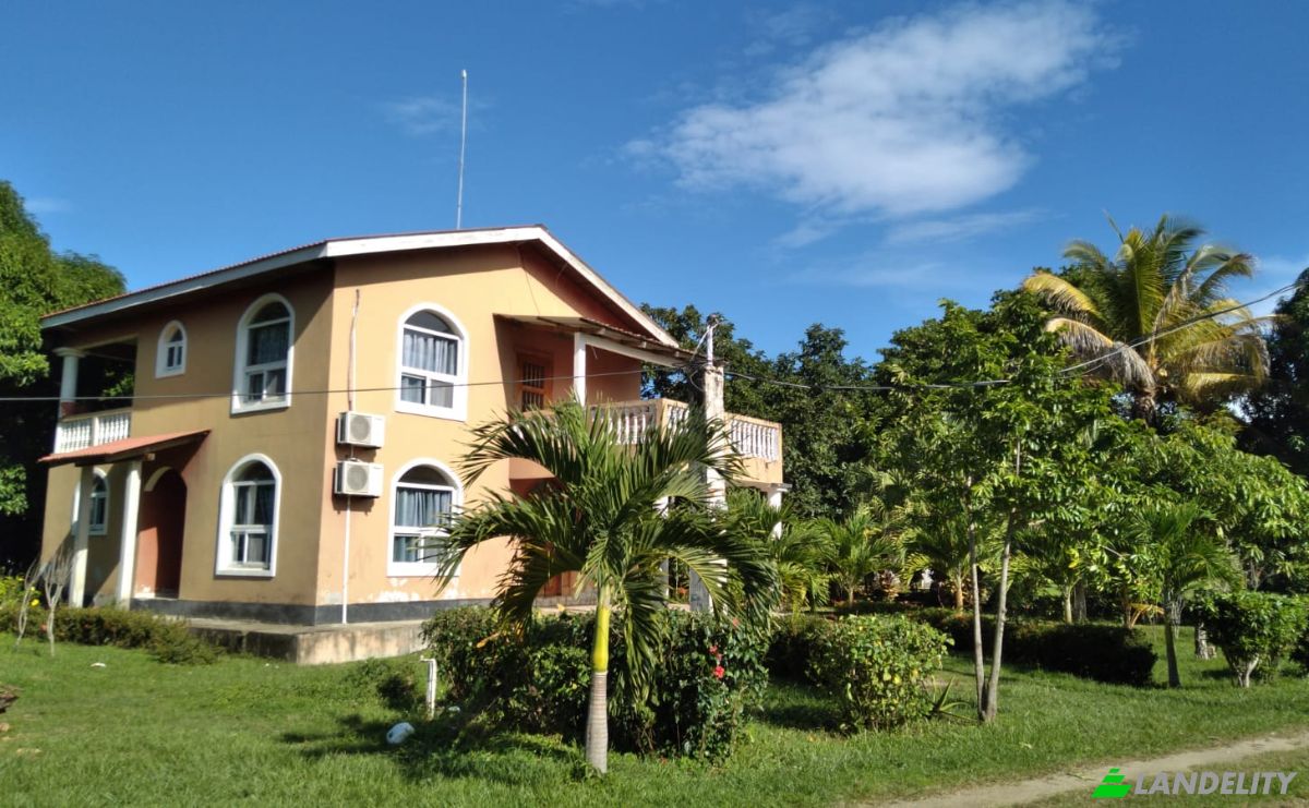 Casa unifamiliar à venda Balfate, Colon Department, Honduras. foto 4
