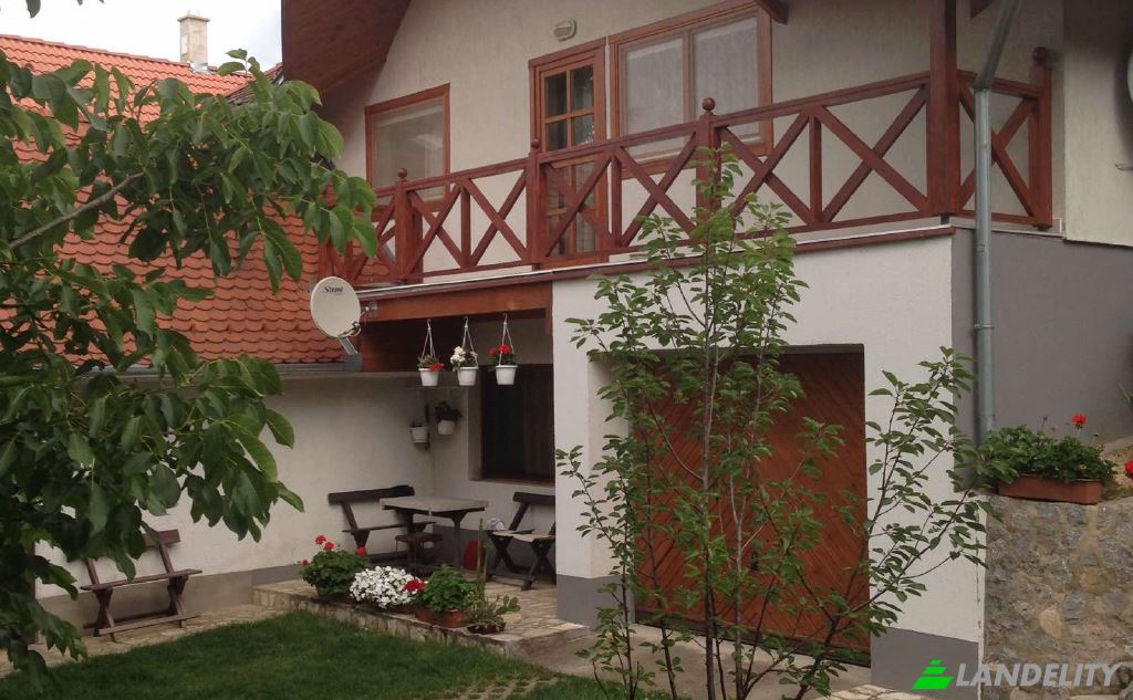 Single Family Home for Sale Pecs, Pecs District, Baranya, Hungary, Kispostavolgyi ut. Photo 4