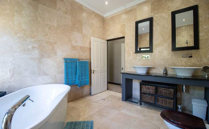 Casa de una sola familia en venta Champagne Cl. Foto#11