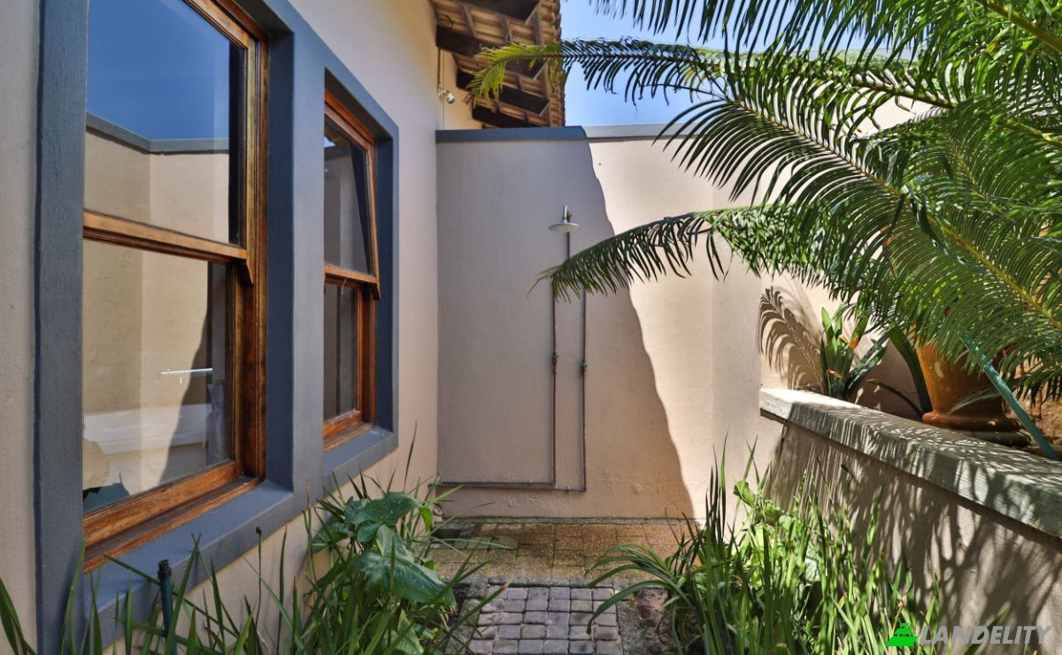 Casa de una sola familia en venta Champagne Cl, Kuils River, Cape Town, City of Cape Town Metropolitan Municipality, Western Cape, South Africa. Foto 24