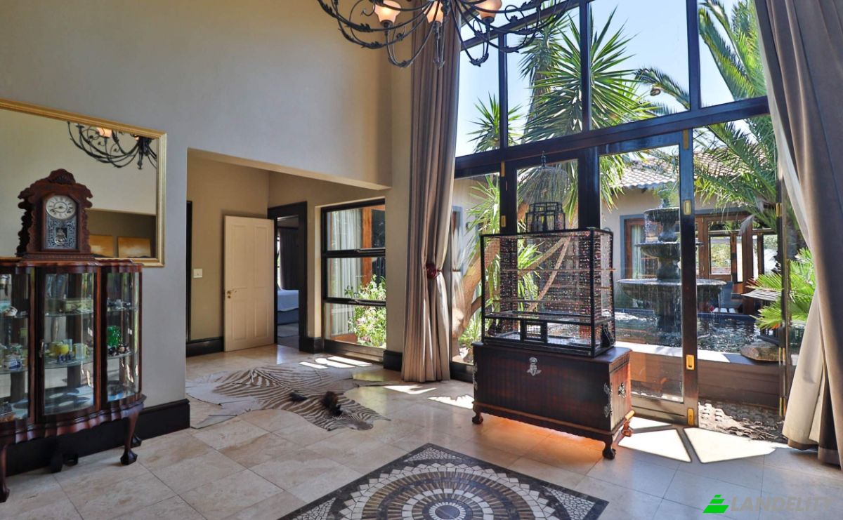 Casa de una sola familia en venta Champagne Cl, Kuils River, Cape Town, City of Cape Town Metropolitan Municipality, Western Cape, South Africa. Foto 4
