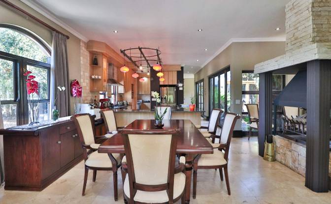 Casa de una sola familia en venta Champagne Cl. Foto#8