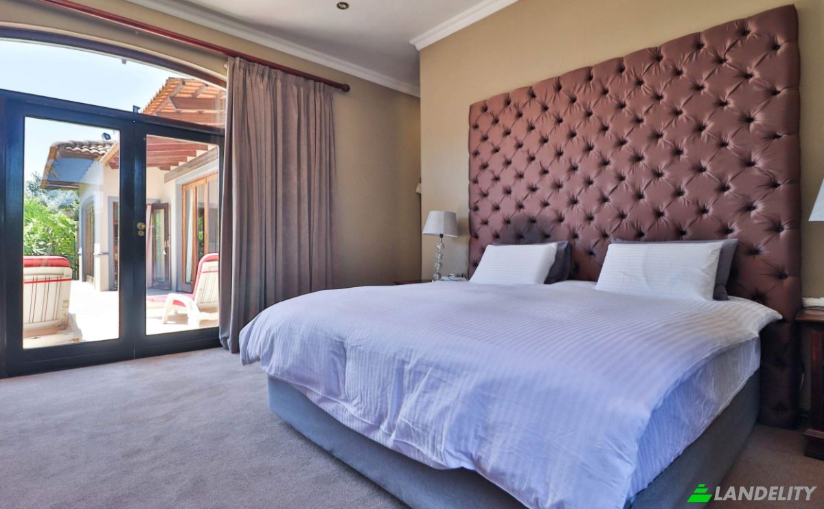 Casa de una sola familia en venta Champagne Cl, Kuils River, Cape Town, City of Cape Town Metropolitan Municipality, Western Cape, South Africa. Foto 10