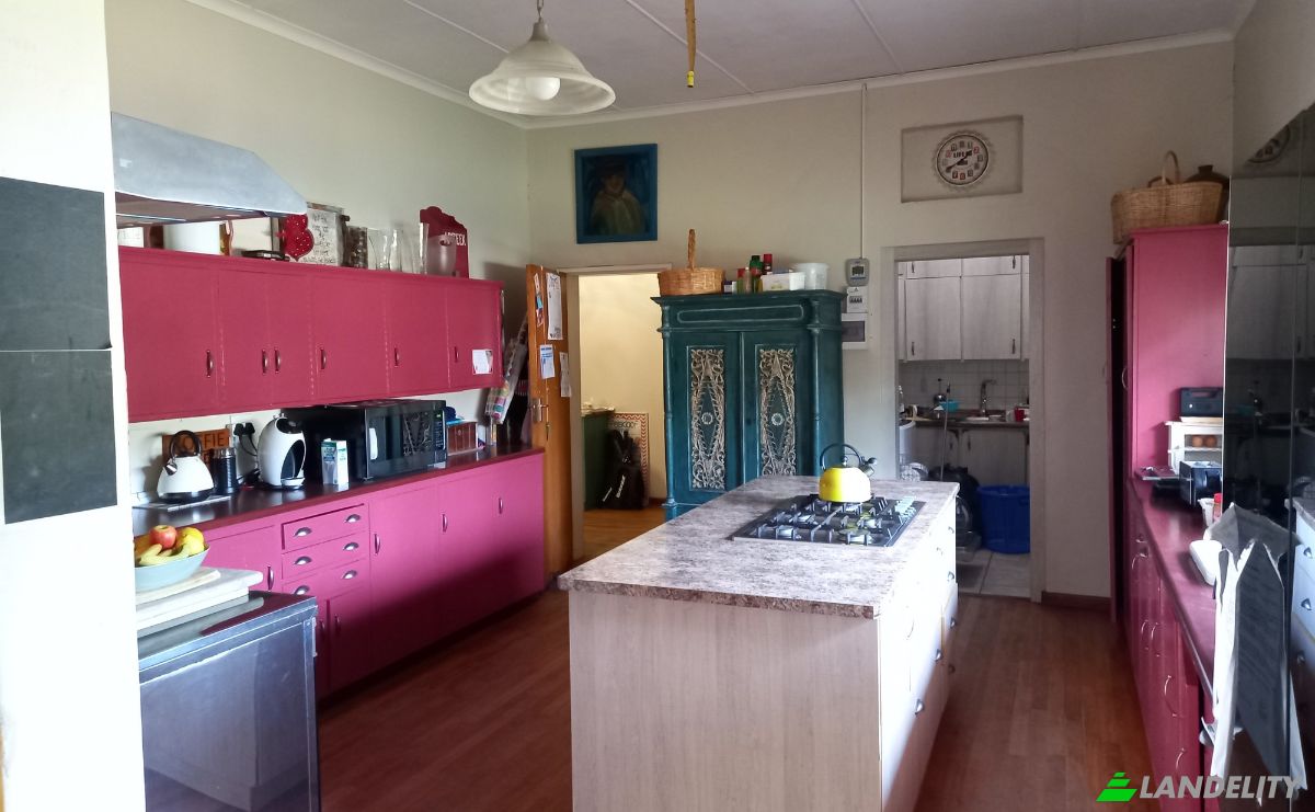Single Family Home for Sale White St, Robertson, Cape Winelands District Municipality, Western Cape, South Africa. Photo 21