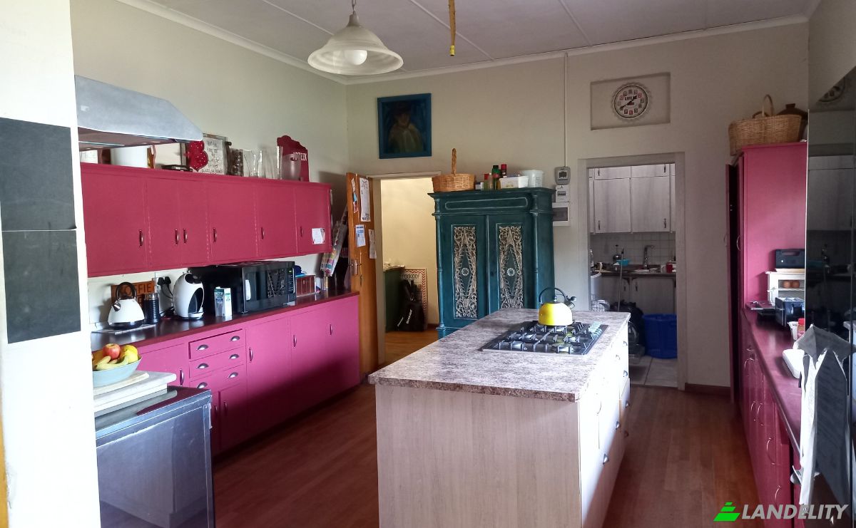 Single Family Home for Sale White St, Robertson, Cape Winelands District Municipality, Western Cape, South Africa. Photo 22