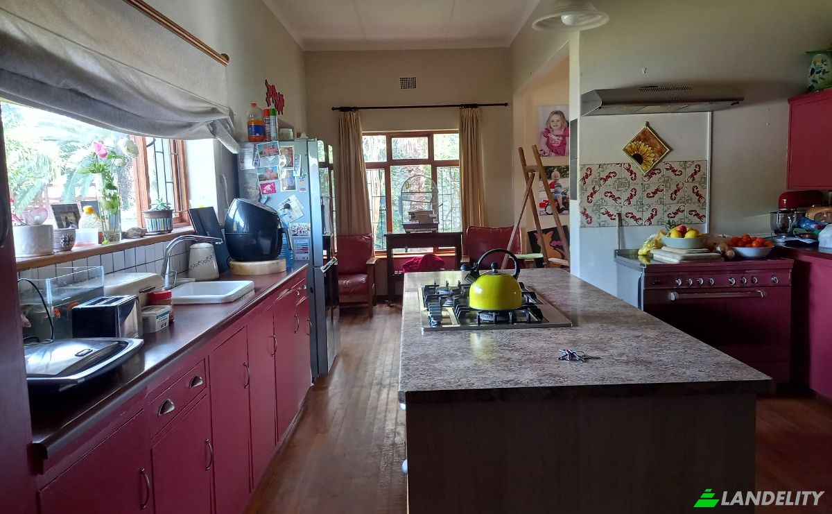 Single Family Home for Sale White St, Robertson, Cape Winelands District Municipality, Western Cape, South Africa. Photo 23