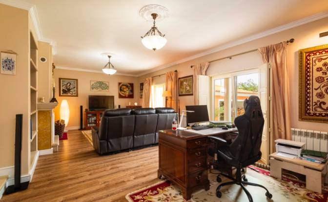 Single Family Home for Sale R da Arrufeira 8. Photo#6