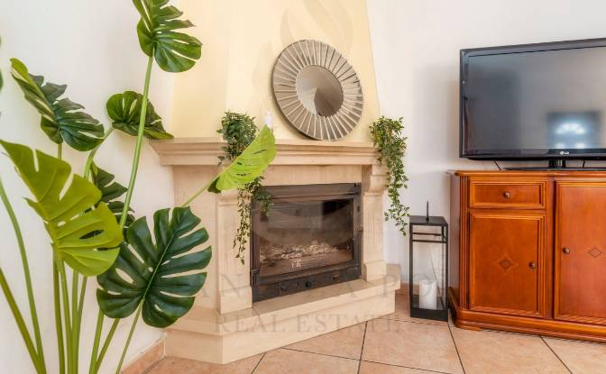 Single Family Home for Sale Rua Francisco Lazaro. Photo#1 Single Family Home for Sale Rua Francisco Lazaro. Photo#1