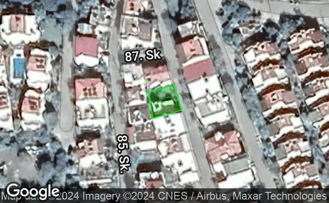 Show on map Property #16914 - Property Location on the Map