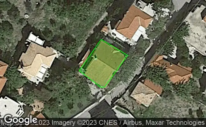 Show on map Property #1704 - Property Location on the Map